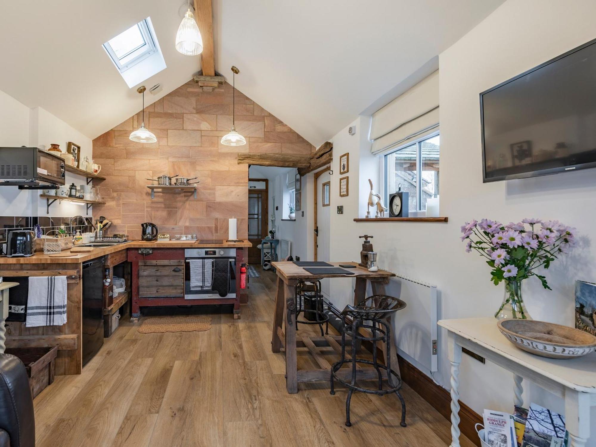 Little Pines Lodge Rushton Spencer Экстерьер фото